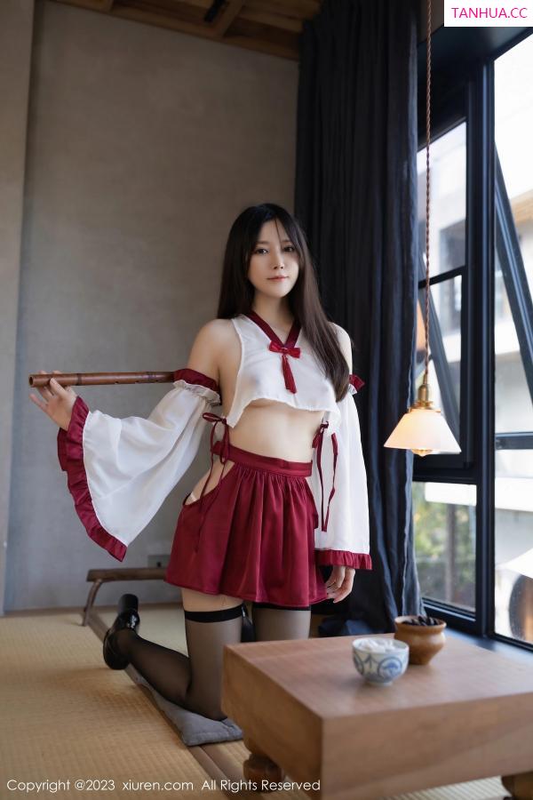 [XiuRen]高清写真图 2023.04.14 No.6579 鱼子酱Fish 黑丝美腿